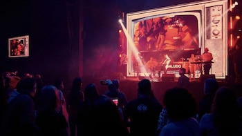 La experiencia nocturna se sostiene