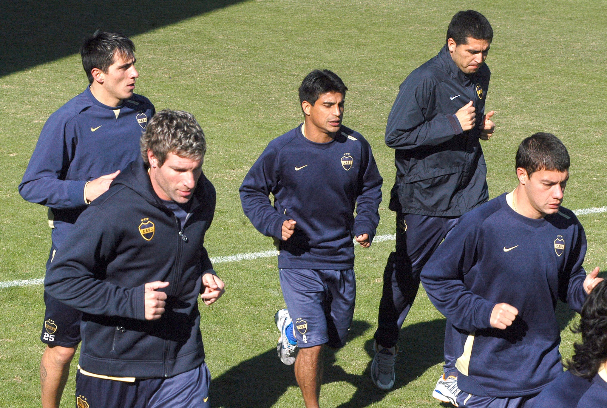 La etapa dorada de Boca Juniors: Pablo Migliore, Hugo Ibarra, Juan Román Riquelme, Martín Palermo y Sebastián Battaglia (FOTO: CLAUDIA CONTERIS/DP)