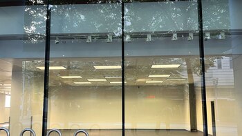 Una ventana a nivel de