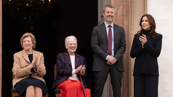 El error de protocolo que la reina Margarita no ha permitido a Mary de Dinamarca en su primer acto tras la muerte de su padre: “No creo que sea el momento”