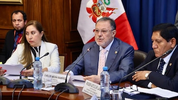 Comisión de Constitución del Senado aprueba dictamen que otorga facultades legislativas al Gobierno