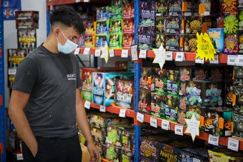 Uso de pirotecnia. EFE/ Raúl