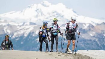 Gaby, en el medio, durante