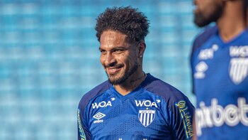 Paolo Guerrero se muestra feliz