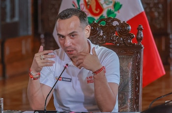 El presidente interino José Jerí