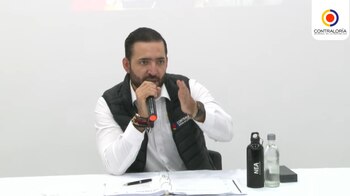 Vicecontralor con función de contralor