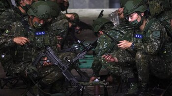 EEUU aumentará su personal militar