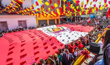 La Marcha de Banderas, presentada