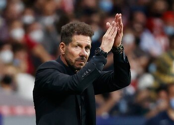 Simeone fue elogioso con Scaloni,