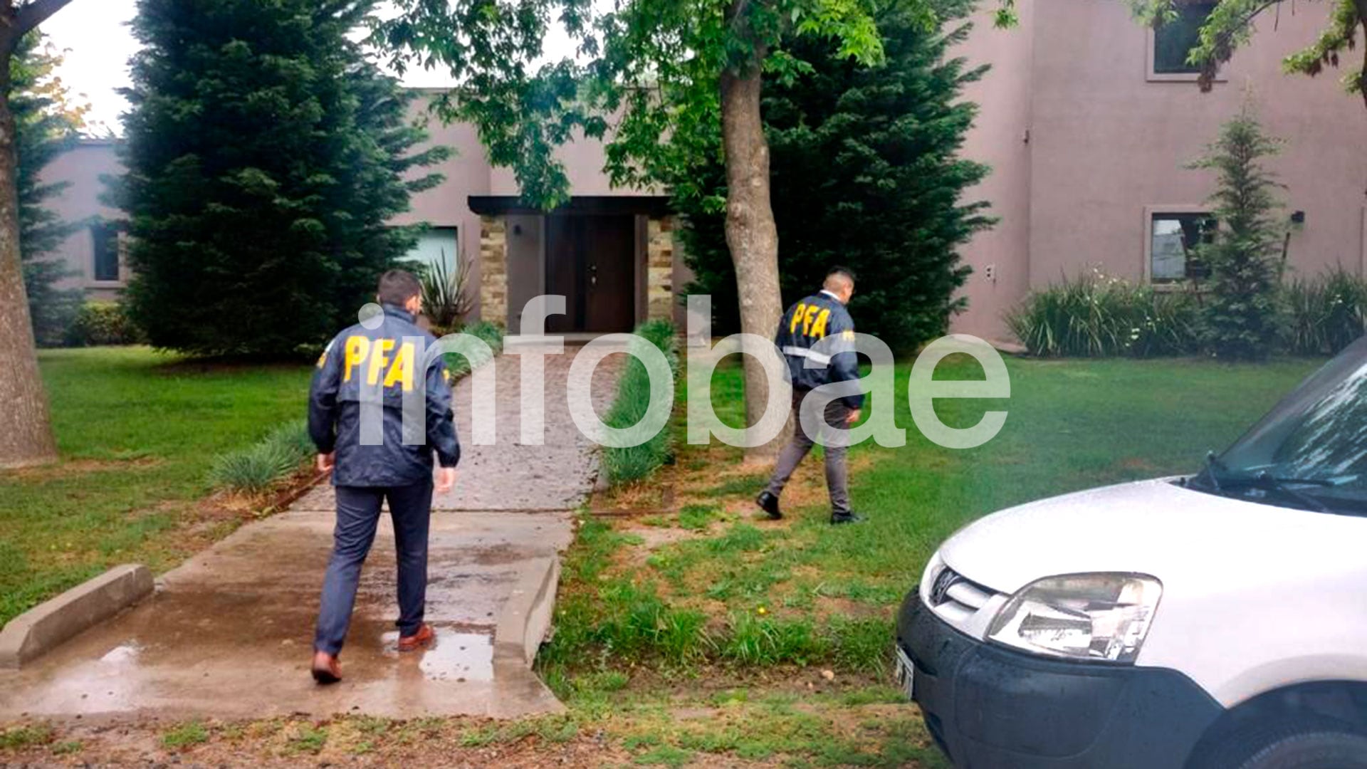 Uno de los allanamientos a la casa de Martín Insaurralde