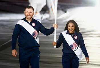 Vincent Hancock y Jordan Chiles