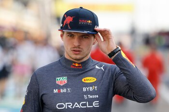 Formula One F1 - Bahrain Grand Prix - Bahrain International Circuit, Sakhir, Bahrain - March 20, 2022 Red Bull's Max Verstappen is seen before the race REUTERS/Hamad I Mohammed