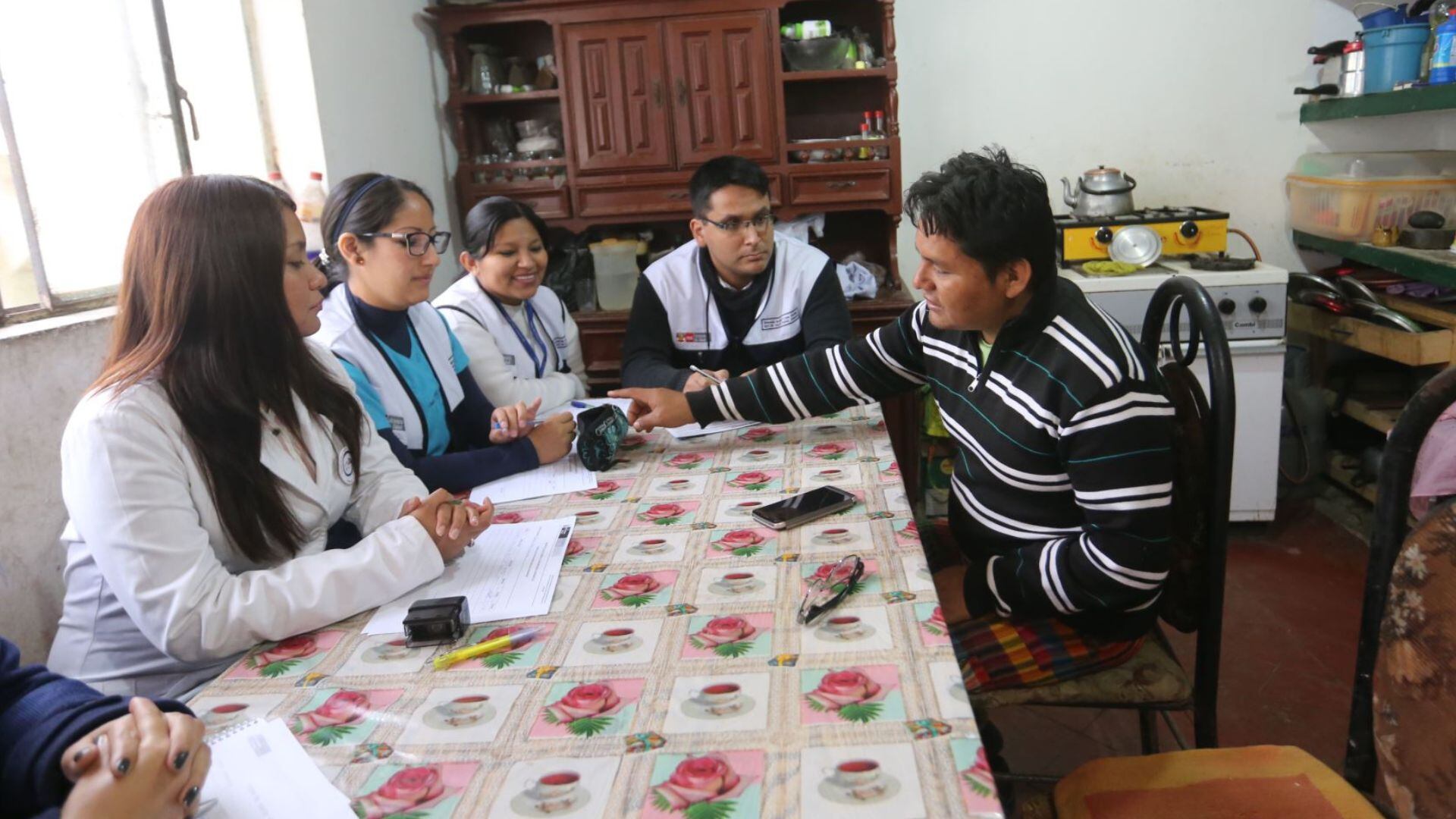 Las empresas mantienen la responsabilidad legal de garantizar el bienestar social de sus trabajadores pese al cambio normativo.