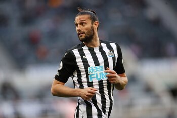 Andy Carroll supo brillar en