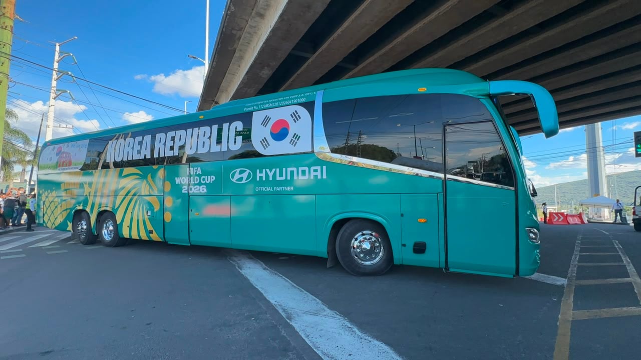 Así llegó Corea del Sur al Estadio Guadalajara. (Foto: SSP Jalisco)