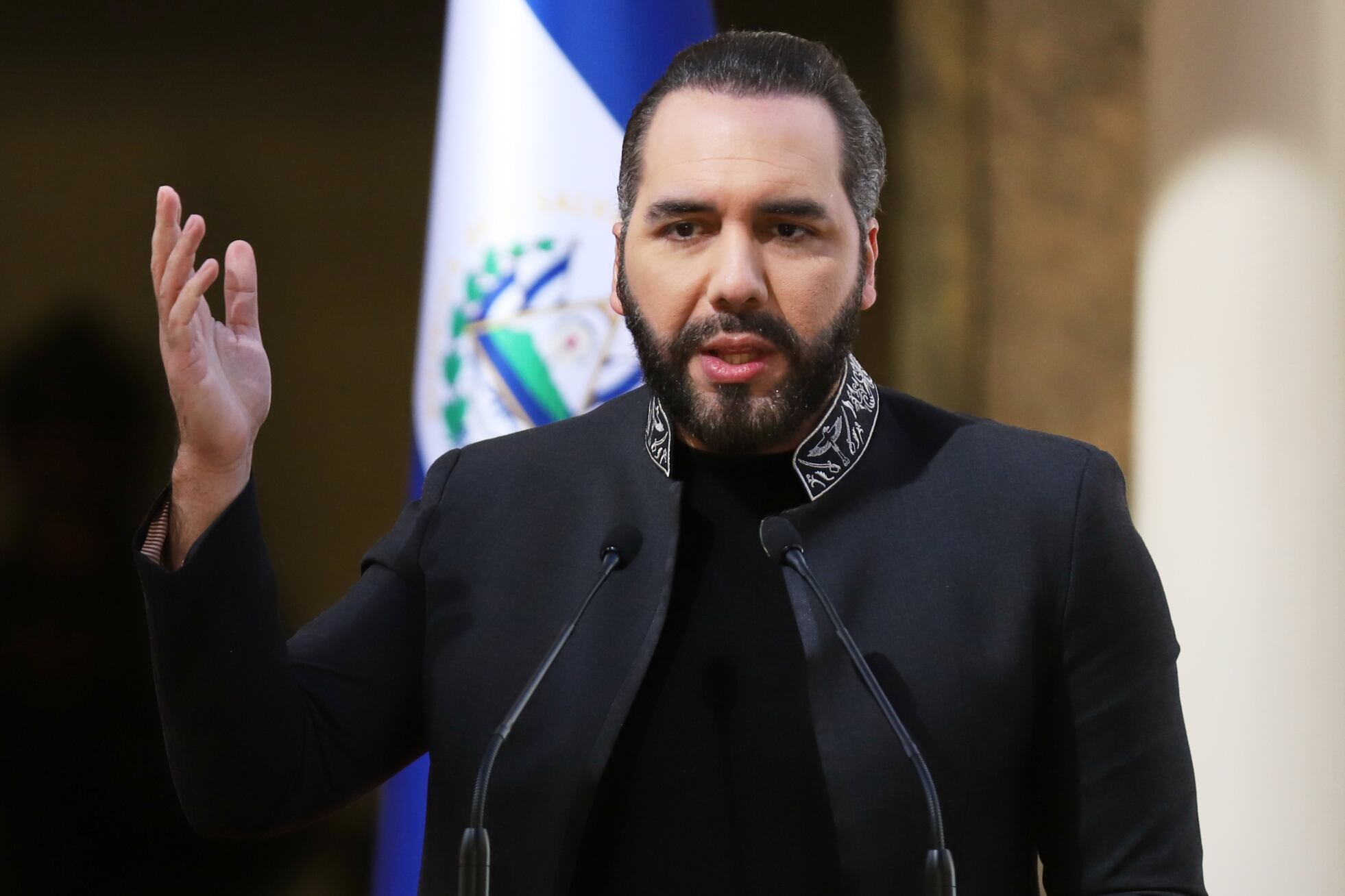 ARCHIVO: Nayib Bukele exigió a las bandas criminales la entrega inmediata de los rehenes con vida y sin ningún daño./ (AP Foto/Salvador Meléndez, archivo)