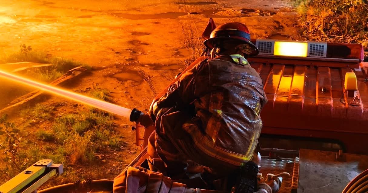 Despliegue de bomberos: participaron cinco unidades y alrededor de 30 efectivos. Difusión