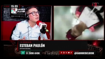 Video: Le robaron el celular al diputado nacional Esteban Paulón en Brasil cuando daba una entrevista en vivo
