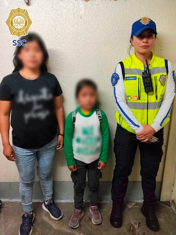La menor fue entregada a su madre. Crédito: SSC