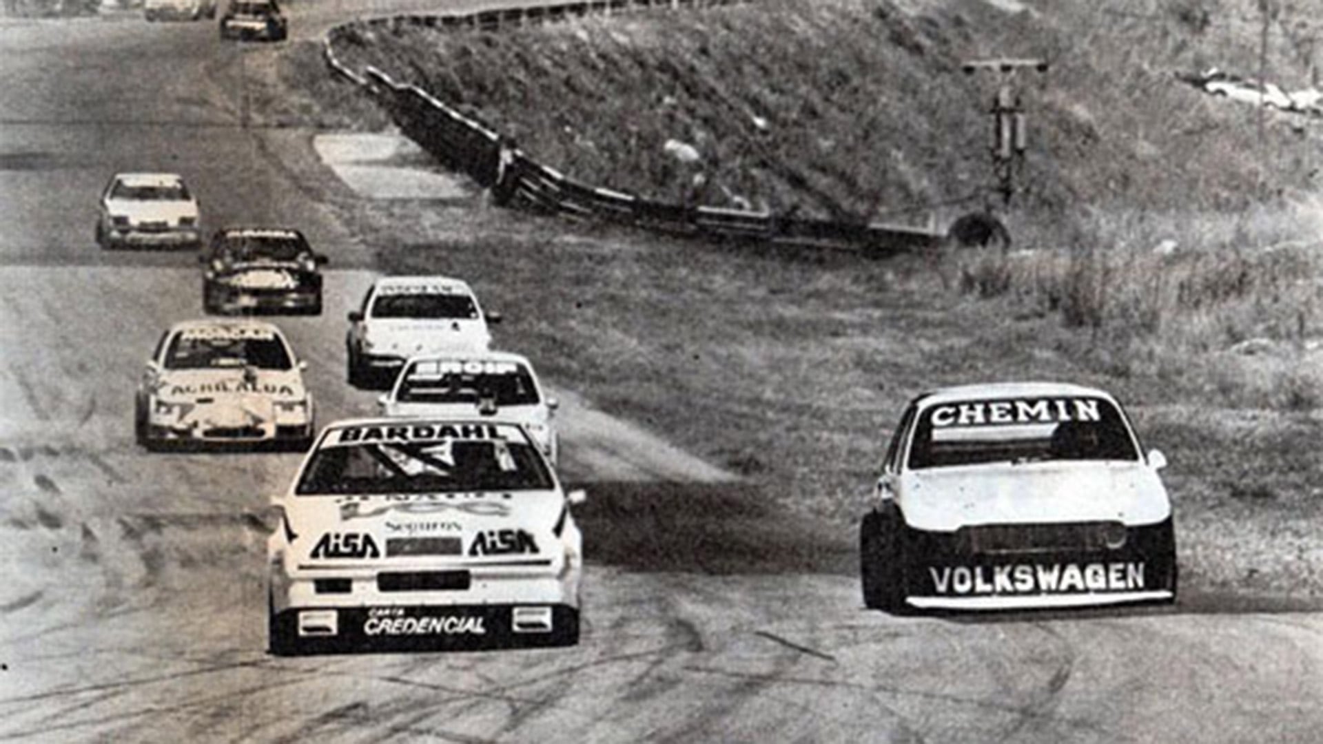 Di Palma peleando con el Flaco Traverso (Crédito: archivo revista CORSA)