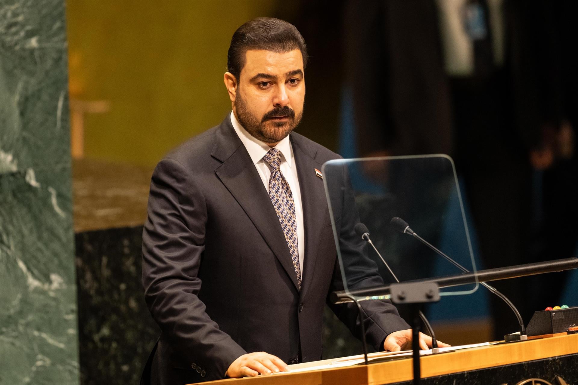 El primer ministro de Irak destituye al jefe de la Inteligencia nombrado por su predecesor, Al Sudani