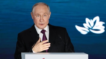 Rusia lanzó un proyecto para exportar petróleo por la ruta ártica