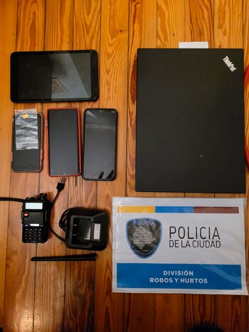 Parte de lo incautado en