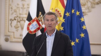 Feijóo busca captar votos del PSOE con sus acusaciones contra Marruecos, pero se arriesga a hipotecar sus relaciones con Rabat: “Tenemos aquí una oportunidad”