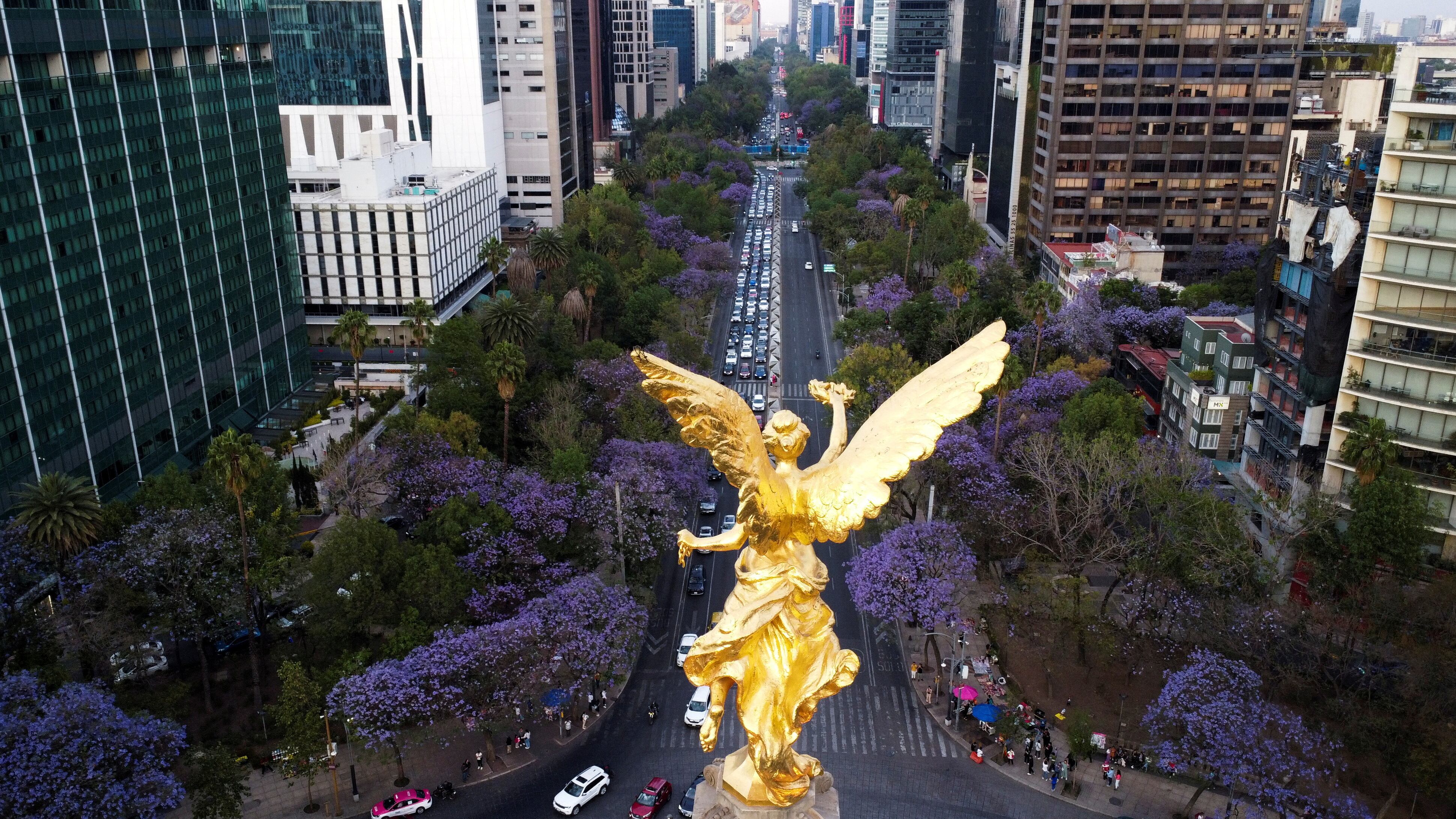 La comunidad nudista capitalina exige espacios seguros y respeto por su estilo de vida sin ropa. REUTERS/Raquel Cunha TPX IMAGES OF THE DAY