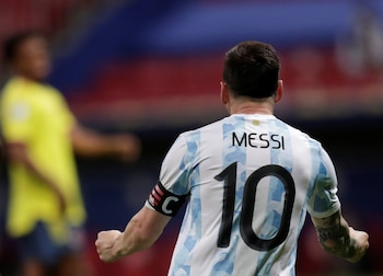 El efusivo festejo de Lionel Messi tras un penal errado por Colombia (REUTERS/Ueslei Marcelino)