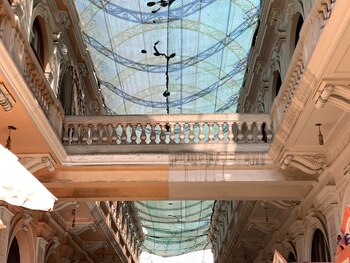 El histórico Pasaje de Correos,