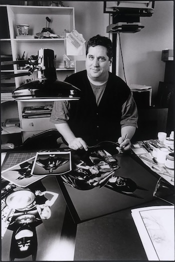 El renombrado artista John Alvin