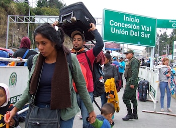 En la imagen, cientos de