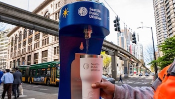 Seattle instaló siete estaciones gratuitas de agua potable en el centro para el verano y el Mundial