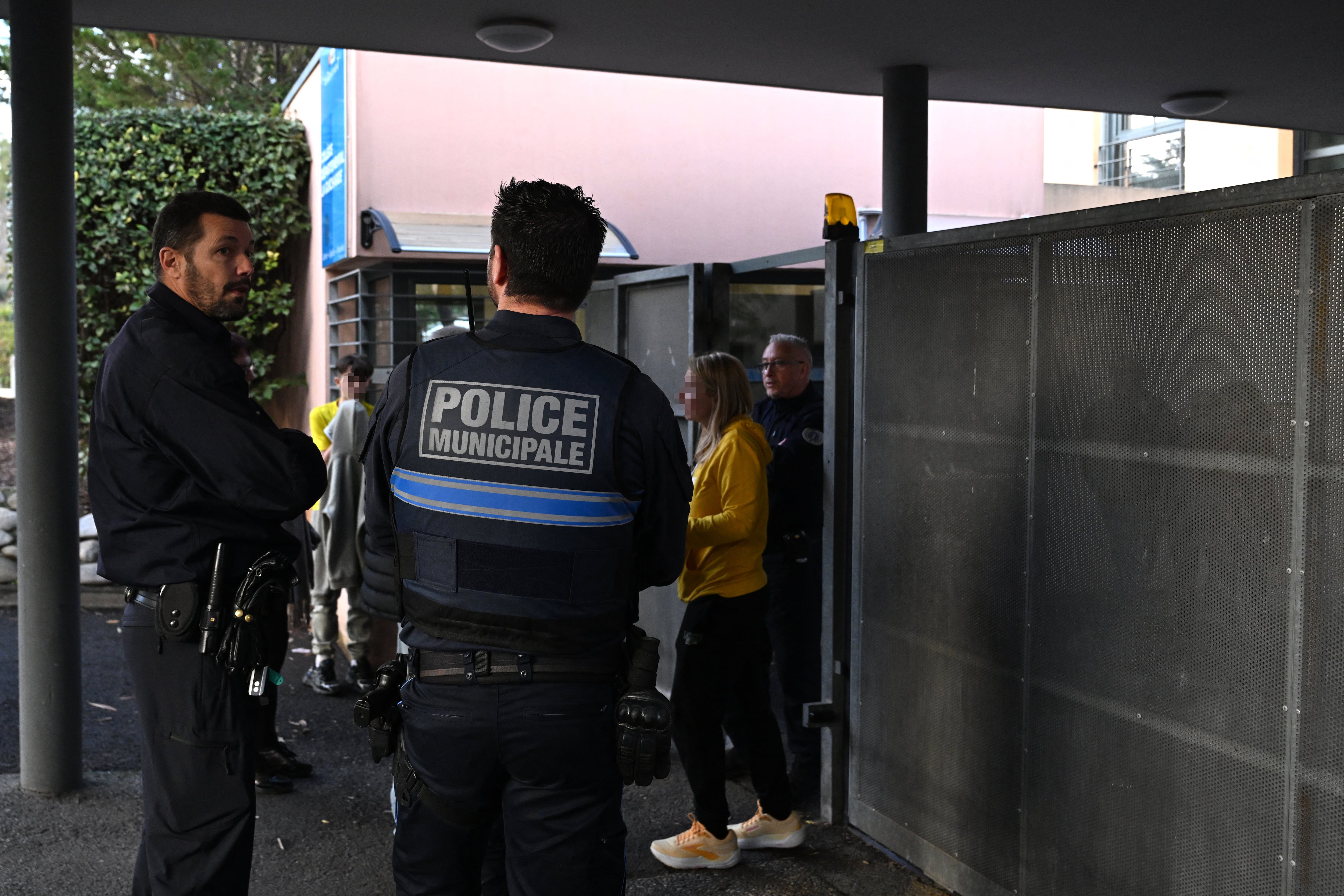 Francia detiene a un sospechoso de espionaje mientras filmaba un dron militar