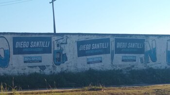 Afiches de Diego Santilli en