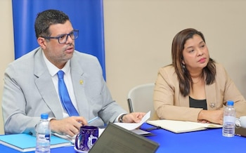 El país evalúa alternativas que faciliten al consumidor el acceso en español a la información de los productos, dijo el viceministro de Comercio e Industrias, Omar Torres. (Mici)