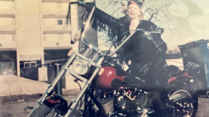 ADN y una huella sangrienta: Minneapolis resuelve un asesinato que la marcó por casi 30 años