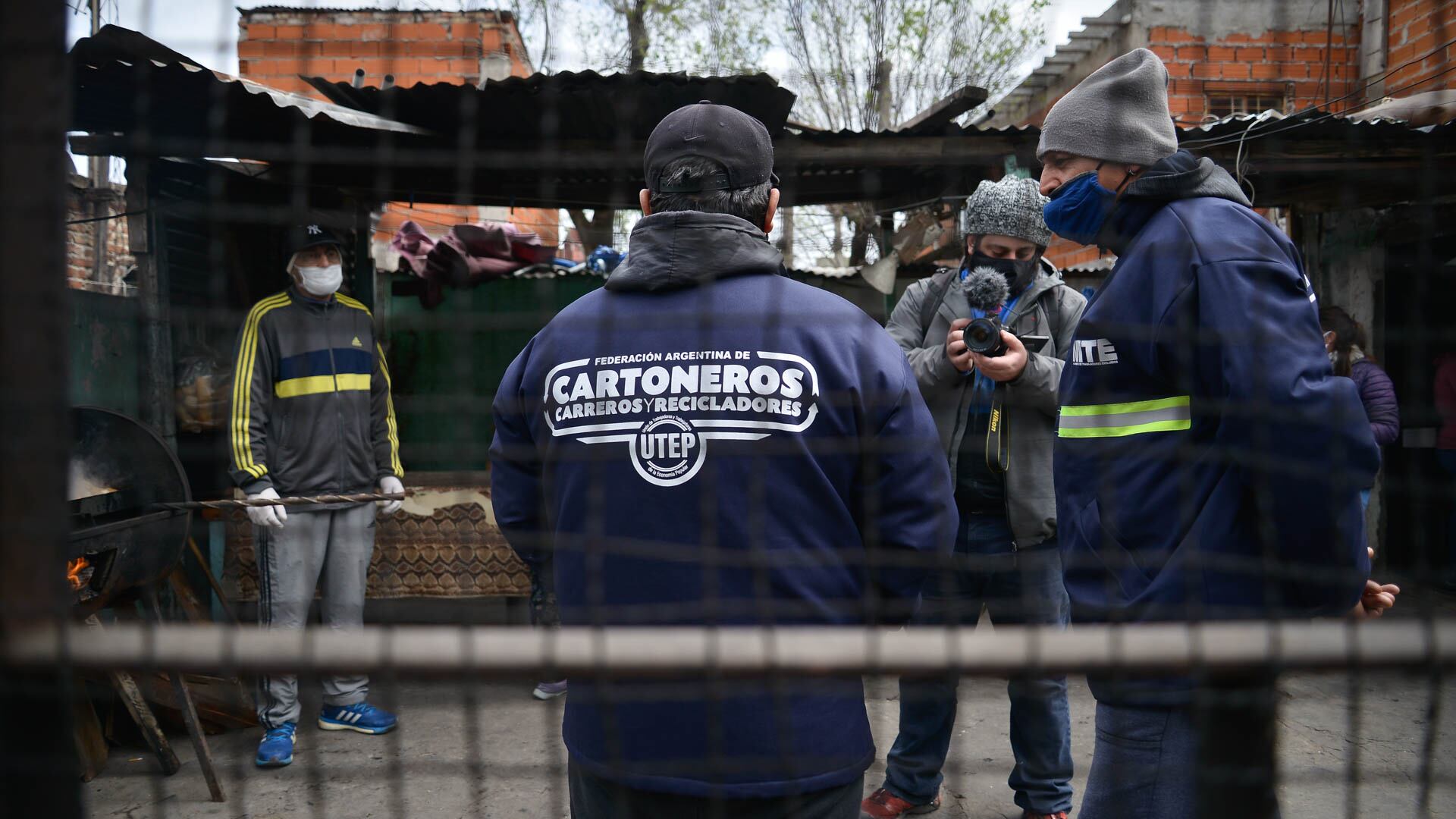 Los narcos intentan desplazar de los barrios a las organizaciones sociales