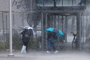 Las autoridades meteorológicas de Estados Unidos emitieron una advertencia por tormentas severas e inundaciones en el noreste que afecta a más de 38 millones de personas. (REUTERS/Andrew Kelly)