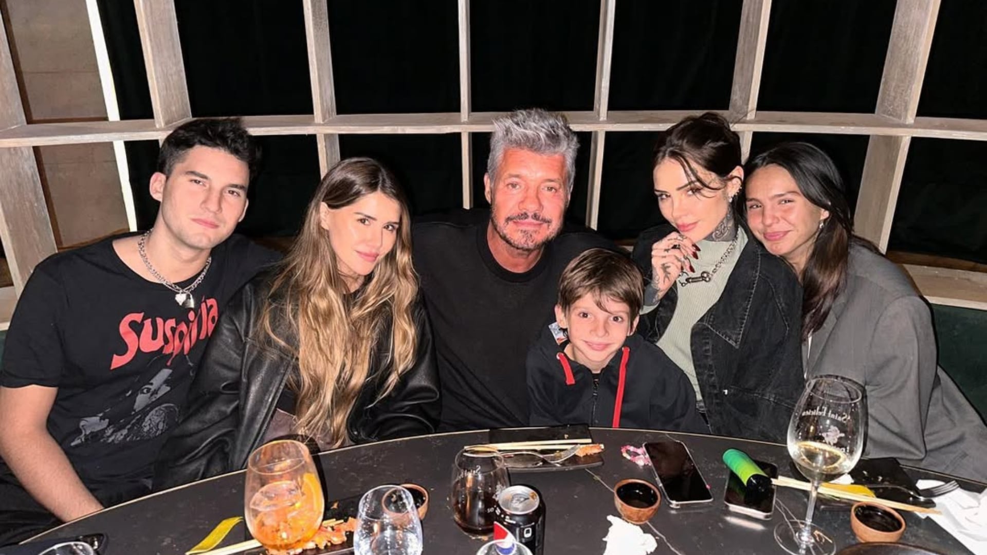 Marcelo Tinelli junto a sus hijos: Francisco, Micaela, Lolo, Candelaria y Juanita