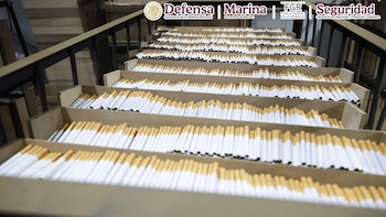 Aseguran 60 toneladas de cigarros apócrifos en Huixquilucan, Edomex: detienen a dos canadienses