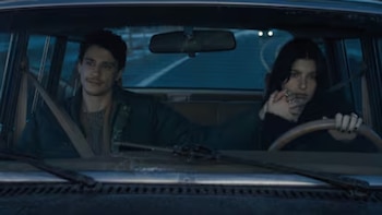 Rachel se convierte en una amenaza para la familia de su novio. (Captura de video)