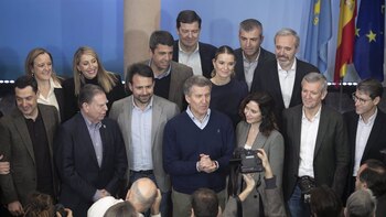 Feijóo moviliza a sus cargos