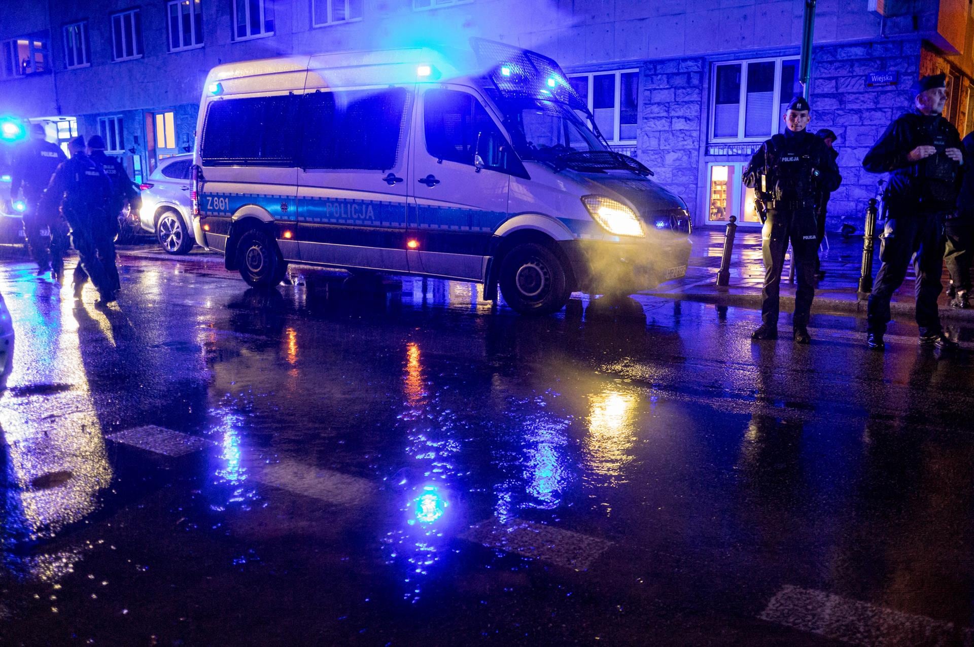 VÍDEO: La Policía rodea la sede del Tribunal Constitucional de Polonia