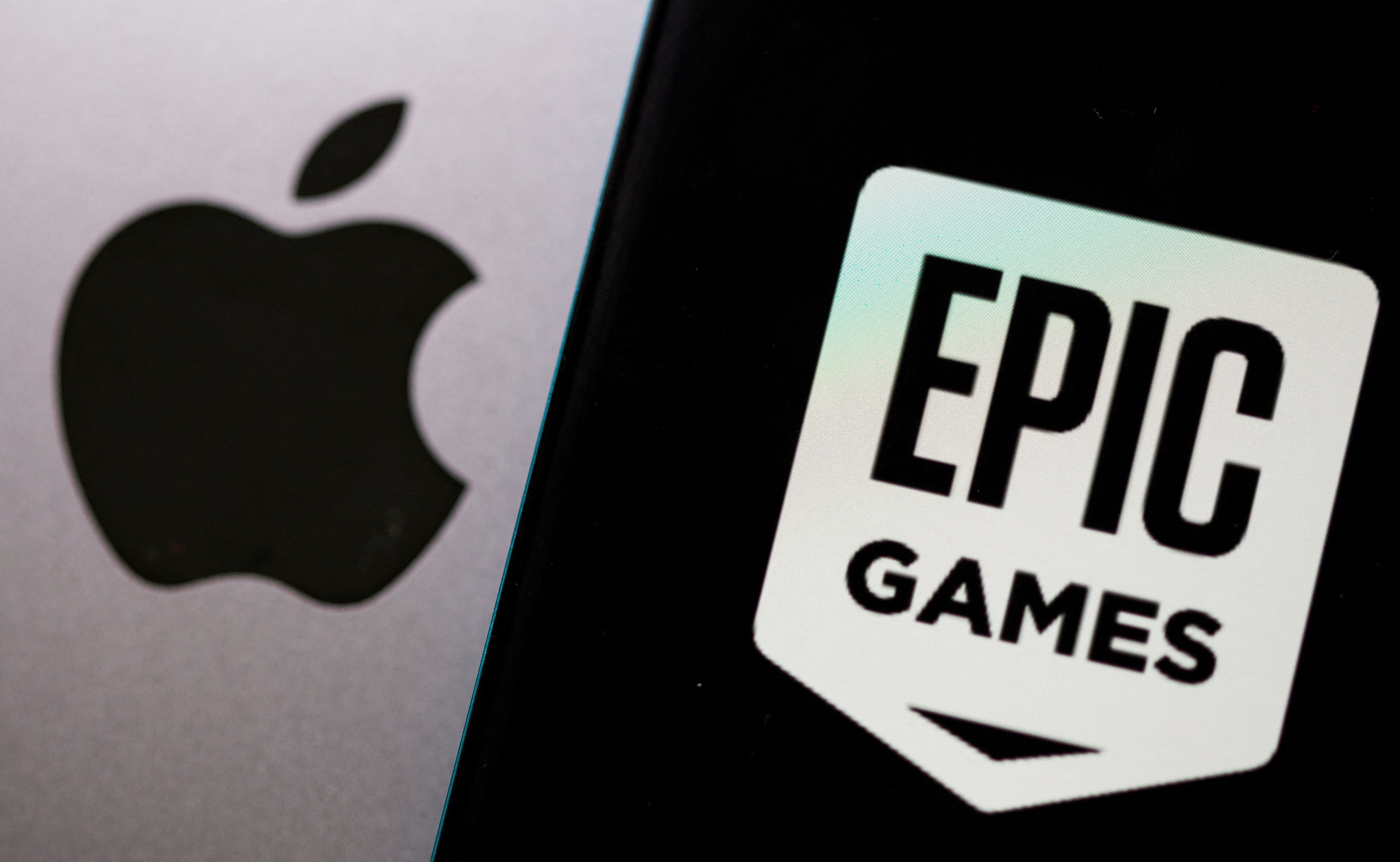 Epic Games, creadora de Fortnite, tildó de “abusivas” las nuevas tarifas de Apple para desarrolladores. REUTERS/Dado Ruvic/Illustration/File Photo