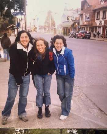 Luisana Lopilato y una típica