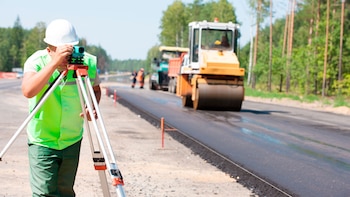 Del total de proyectos, 62 iniciativas por S/ 2.271 millones ya cuentan con informe previo de la Contraloría, mientras que otras 80, valorizadas en S/ 2.309 millones, están en actos previos.