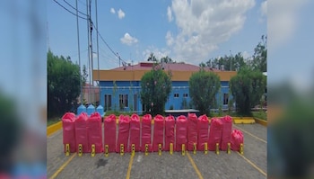 La Policía Nacional de Nicaragua incautó 694 kilos de cocaína y una camioneta en un operativo en Diriamba, Carazo. (Retomado de: Policía Nacional de Nicaragua)