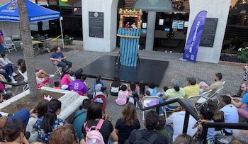 El festival incorpora un escenario móvil que llevará espectáculos a diferentes sectores de la capital. Cortesía: Municipalidad de San José